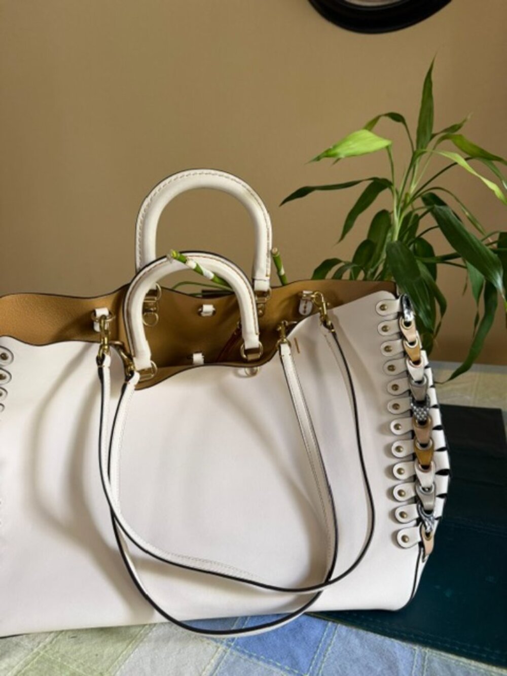 UNUSED/NEW: Coach rogue 1941 tote large